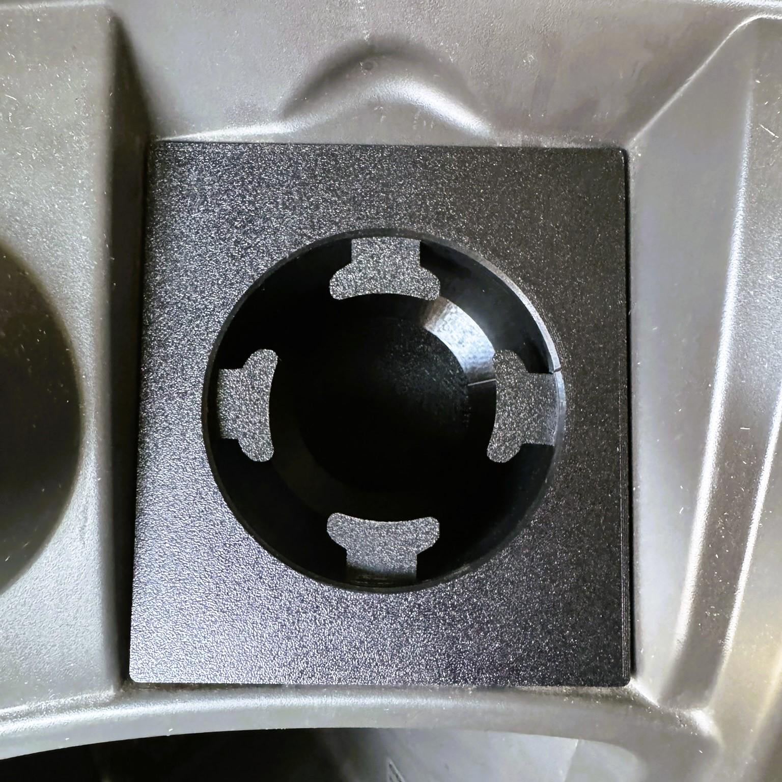 Getränkehalter für Claas Lexion/Tucano Serie (2011–2020) – Plug & Play Installation - Exact Designs