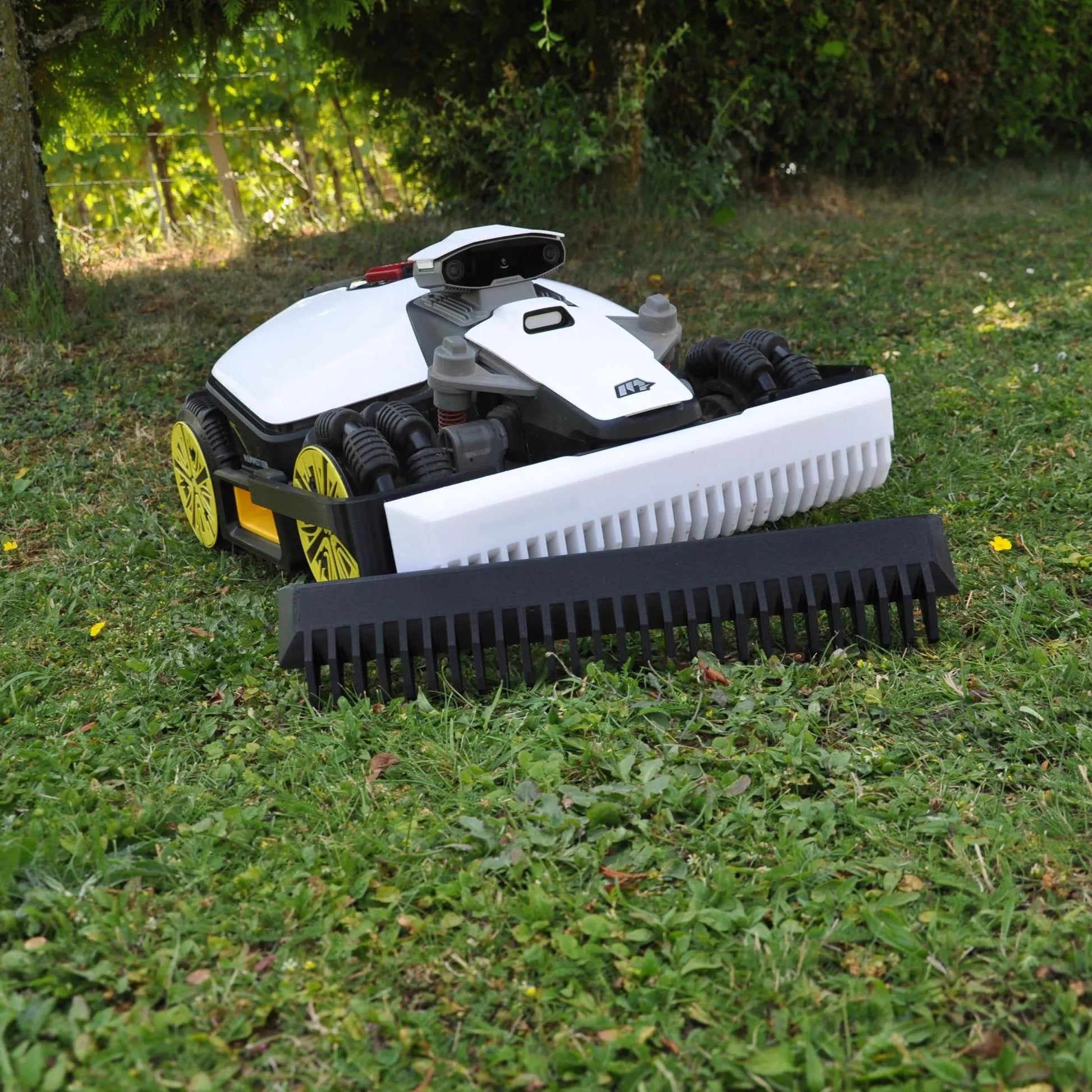 Mammotion Luba Mini – Frontschutz mit Rechenfunktion - Exact Designs