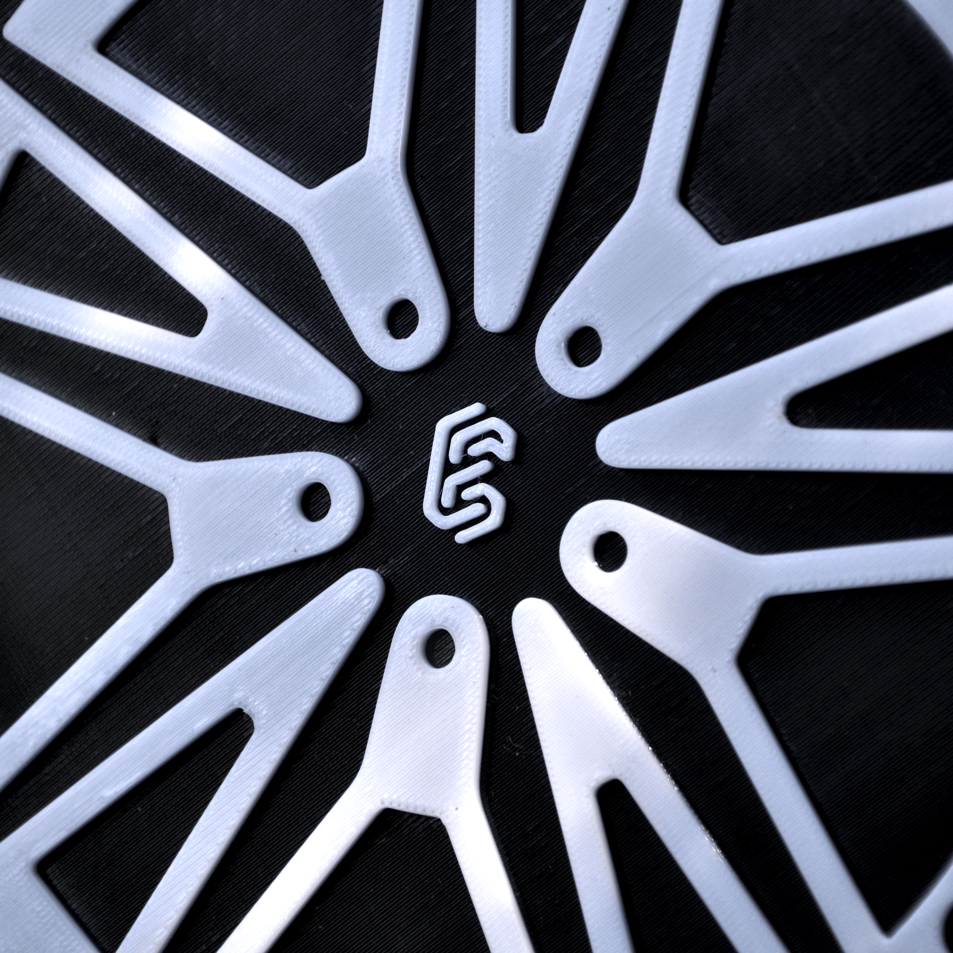 Mammotion Yuka Mini – Radabdeckung im luxuriösen Stil - Exact Designs