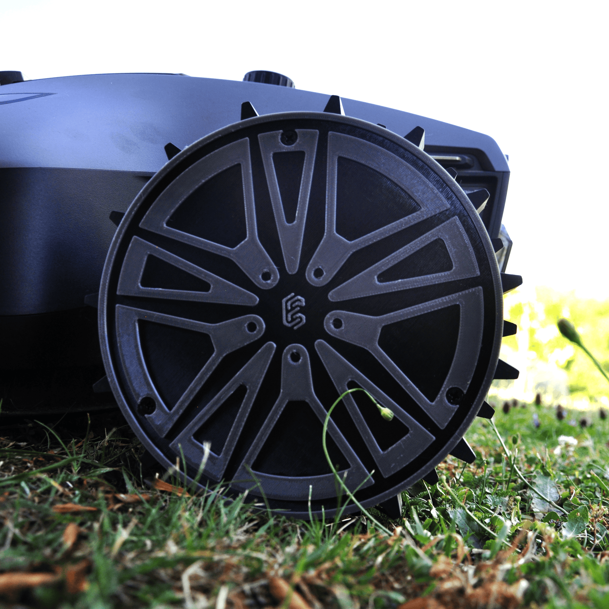 Mammotion Yuka Mini – Radabdeckung im luxuriösen Stil - Exact Designs